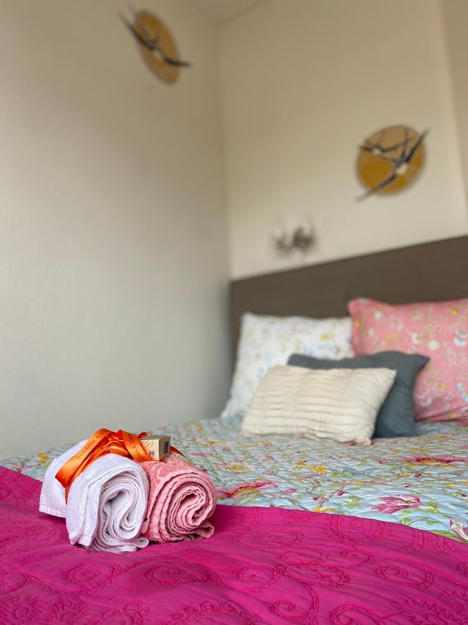 ビルトホーフェン Bubbles & Bed Bed & Breakfast エクステリア 写真