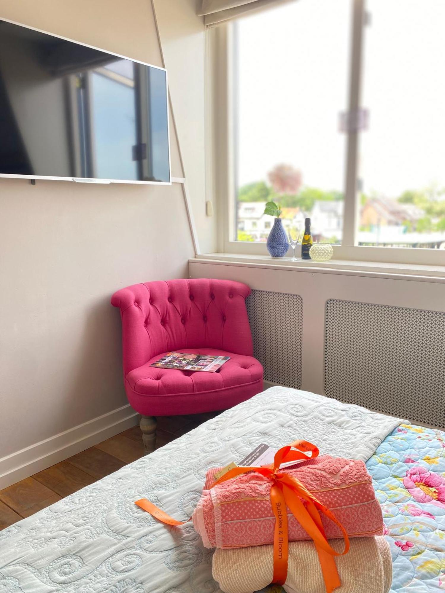 ビルトホーフェン Bubbles & Bed Bed & Breakfast エクステリア 写真