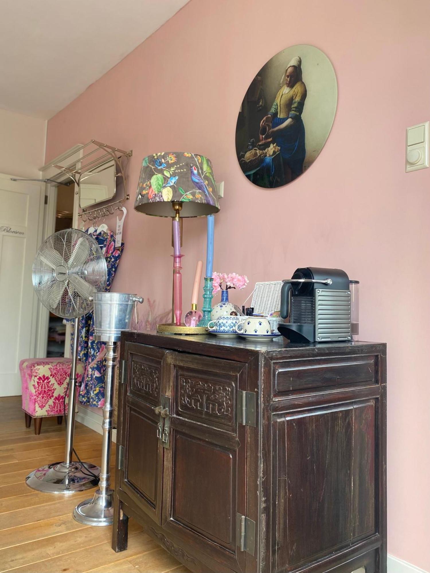 ビルトホーフェン Bubbles & Bed Bed & Breakfast エクステリア 写真